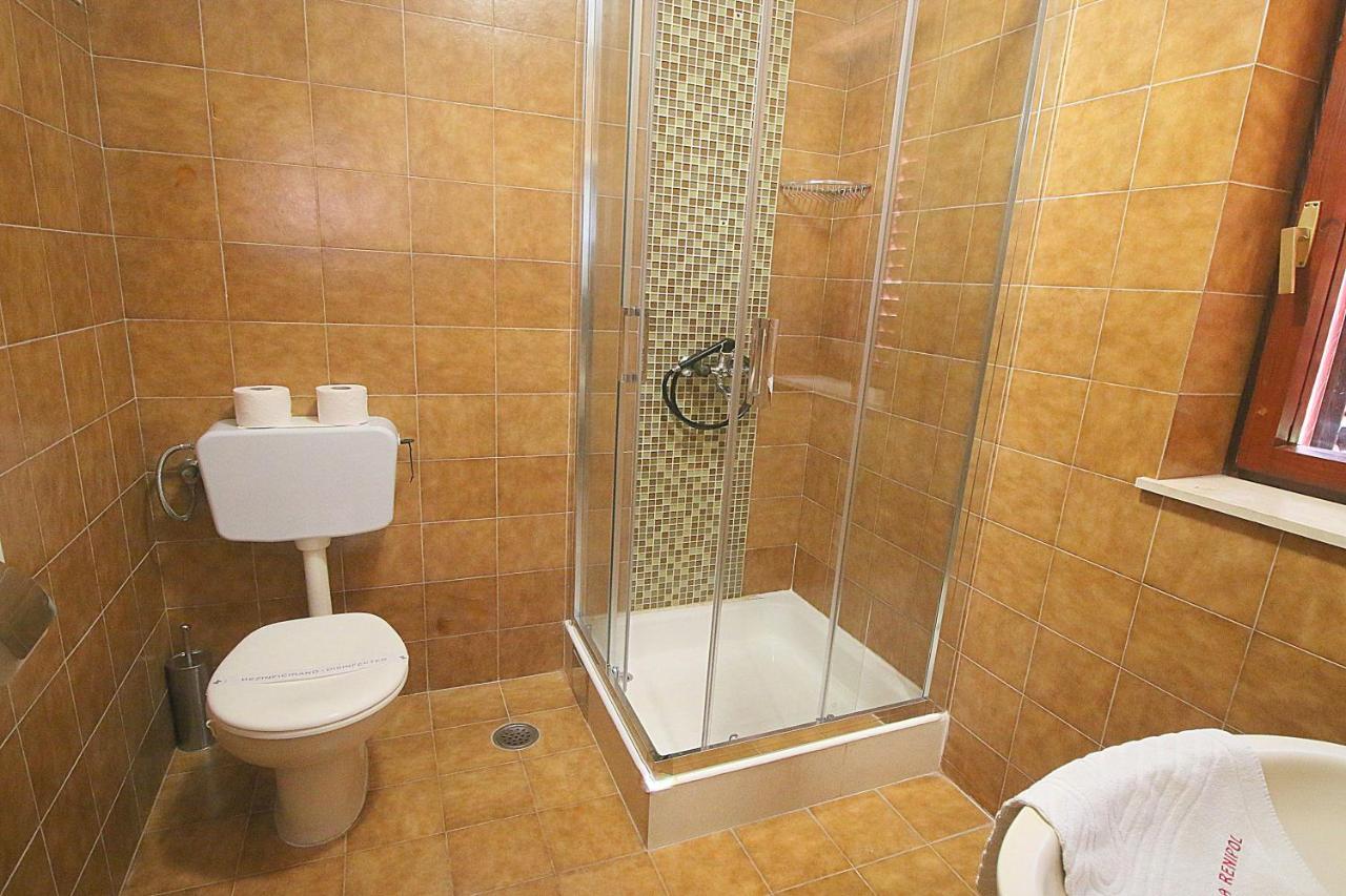 סוטיבאן Villa Renipol Adults Only מראה חיצוני תמונה