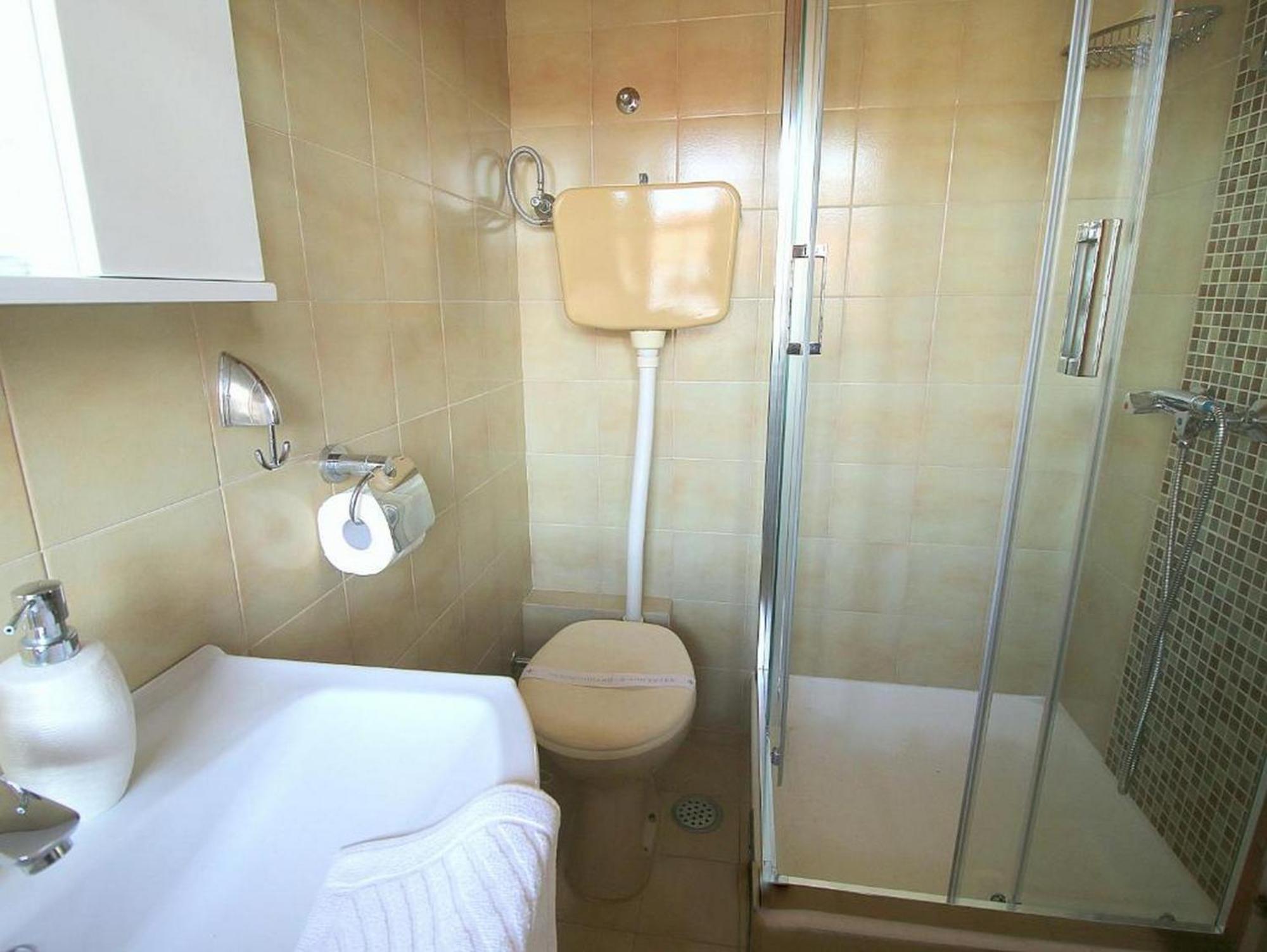 סוטיבאן Villa Renipol Adults Only חדר תמונה