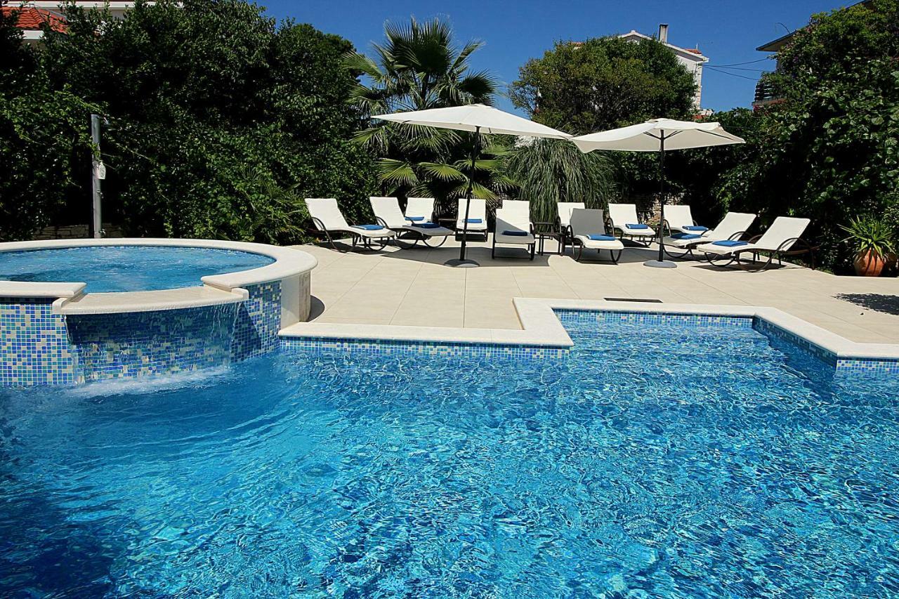 סוטיבאן Villa Renipol Adults Only מראה חיצוני תמונה